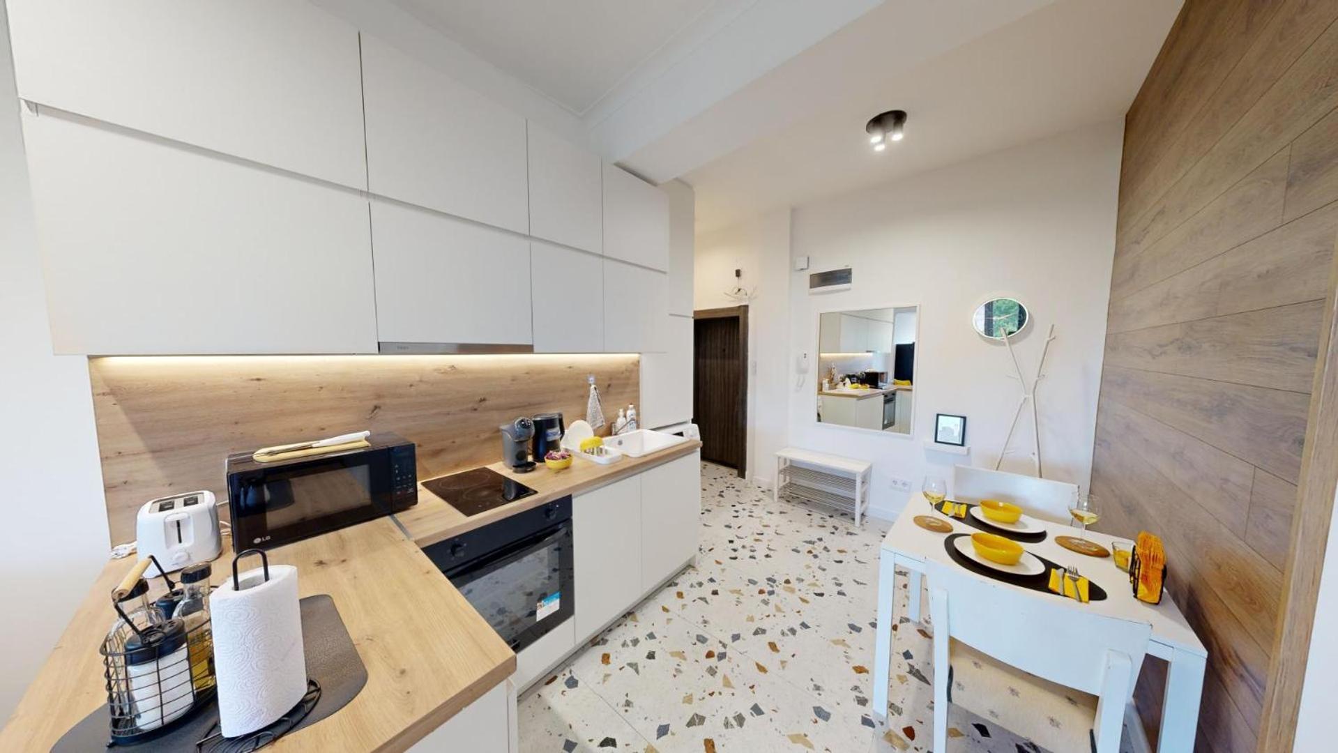 Modern City Stay Apartment 4 Min Walk From Alexander Nevski Sofya Dış mekan fotoğraf