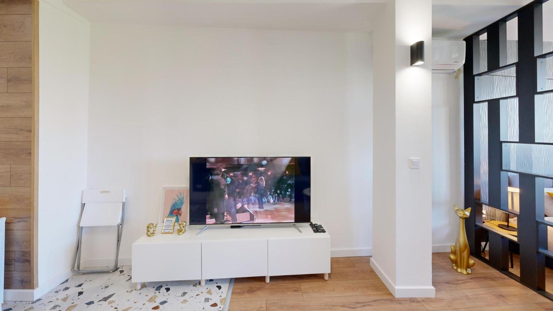 Modern City Stay Apartment 4 Min Walk From Alexander Nevski Sofya Dış mekan fotoğraf