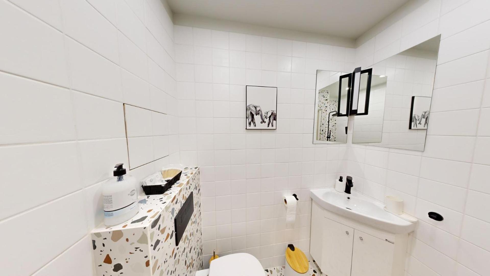 Modern City Stay Apartment 4 Min Walk From Alexander Nevski Sofya Dış mekan fotoğraf