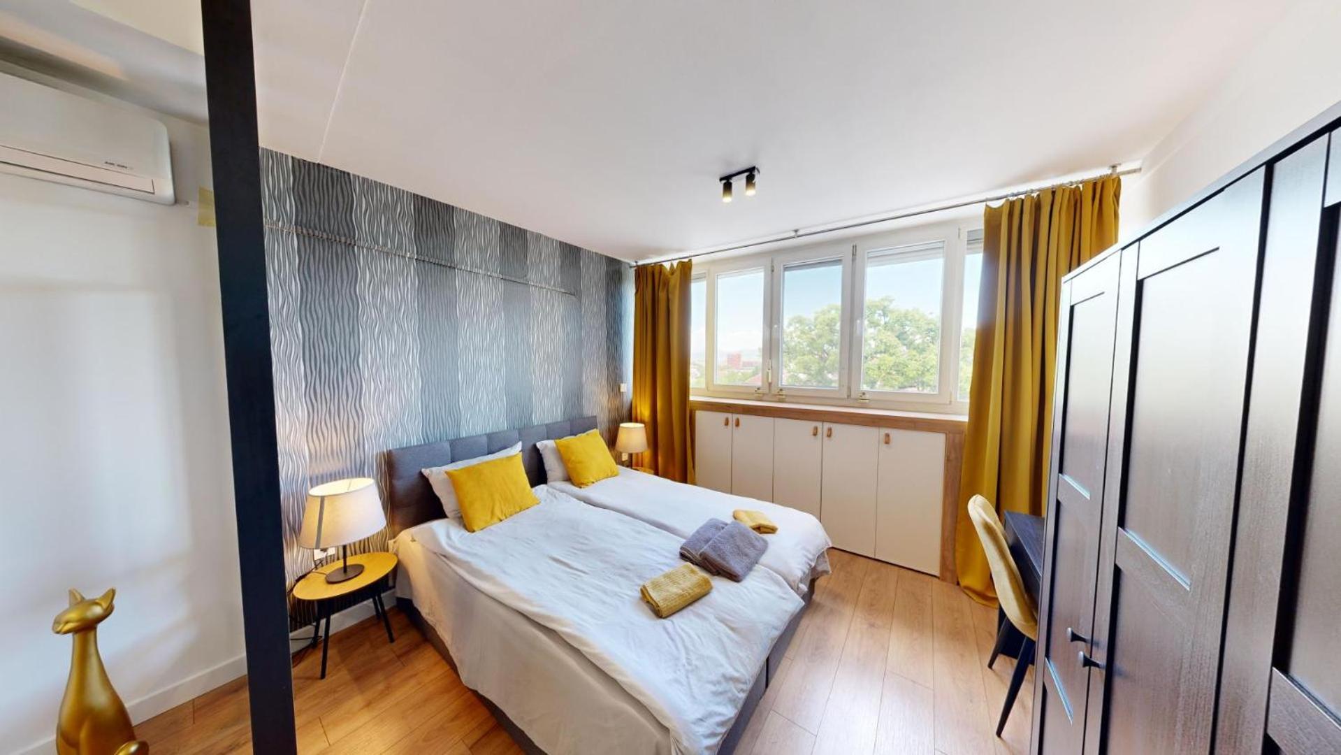 Modern City Stay Apartment 4 Min Walk From Alexander Nevski Sofya Dış mekan fotoğraf